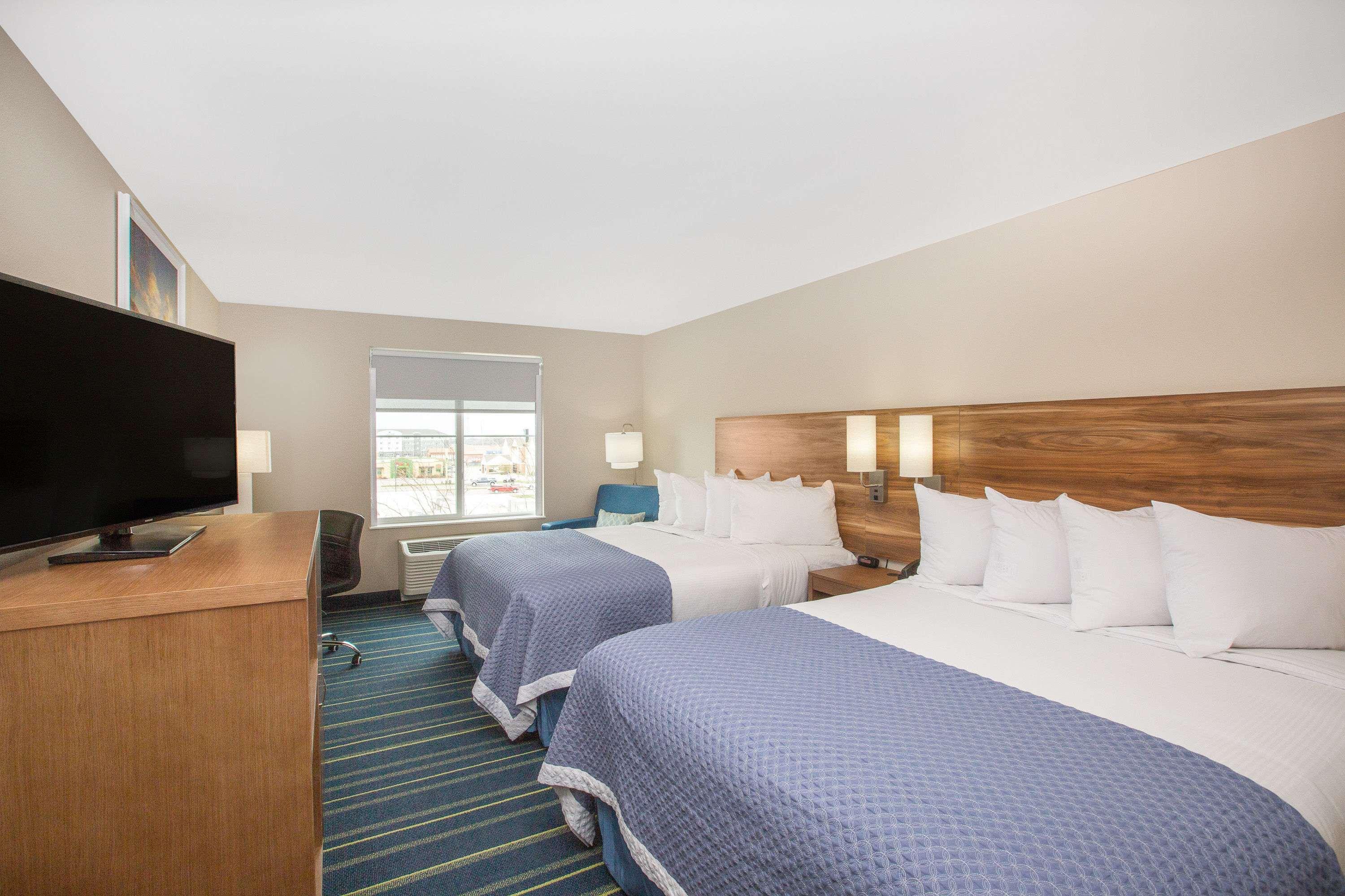 Days Inn & Suites By Wyndham Kearney Ne Ngoại thất bức ảnh