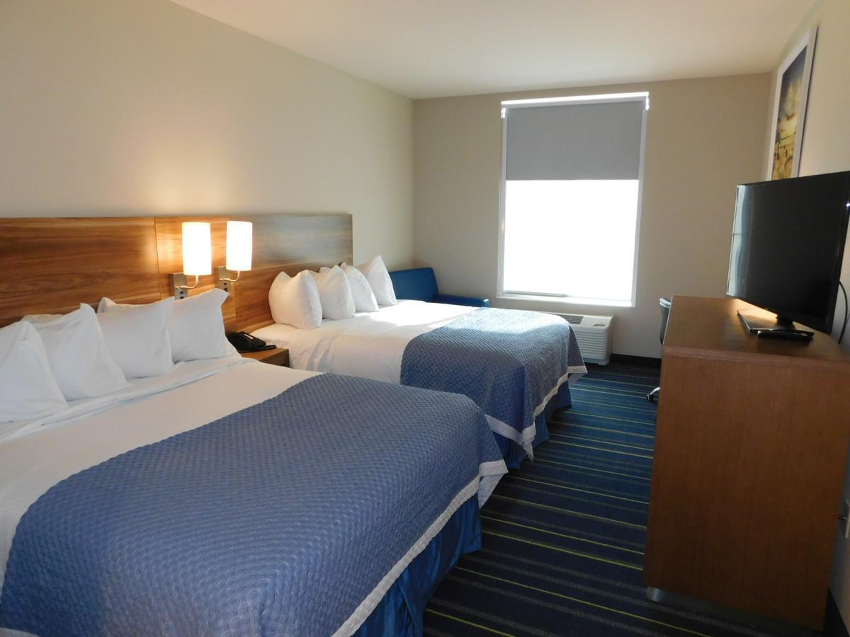 Days Inn & Suites By Wyndham Kearney Ne Ngoại thất bức ảnh
