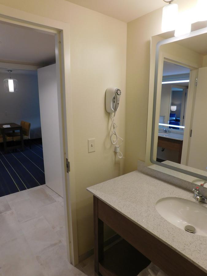 Days Inn & Suites By Wyndham Kearney Ne Ngoại thất bức ảnh