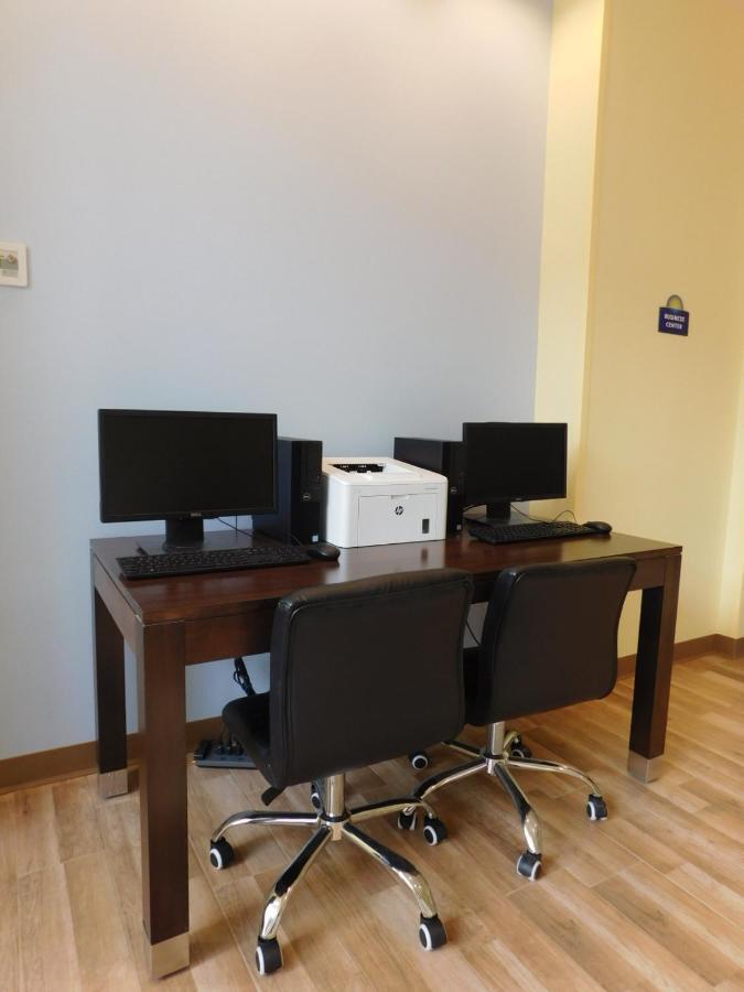 Days Inn & Suites By Wyndham Kearney Ne Ngoại thất bức ảnh